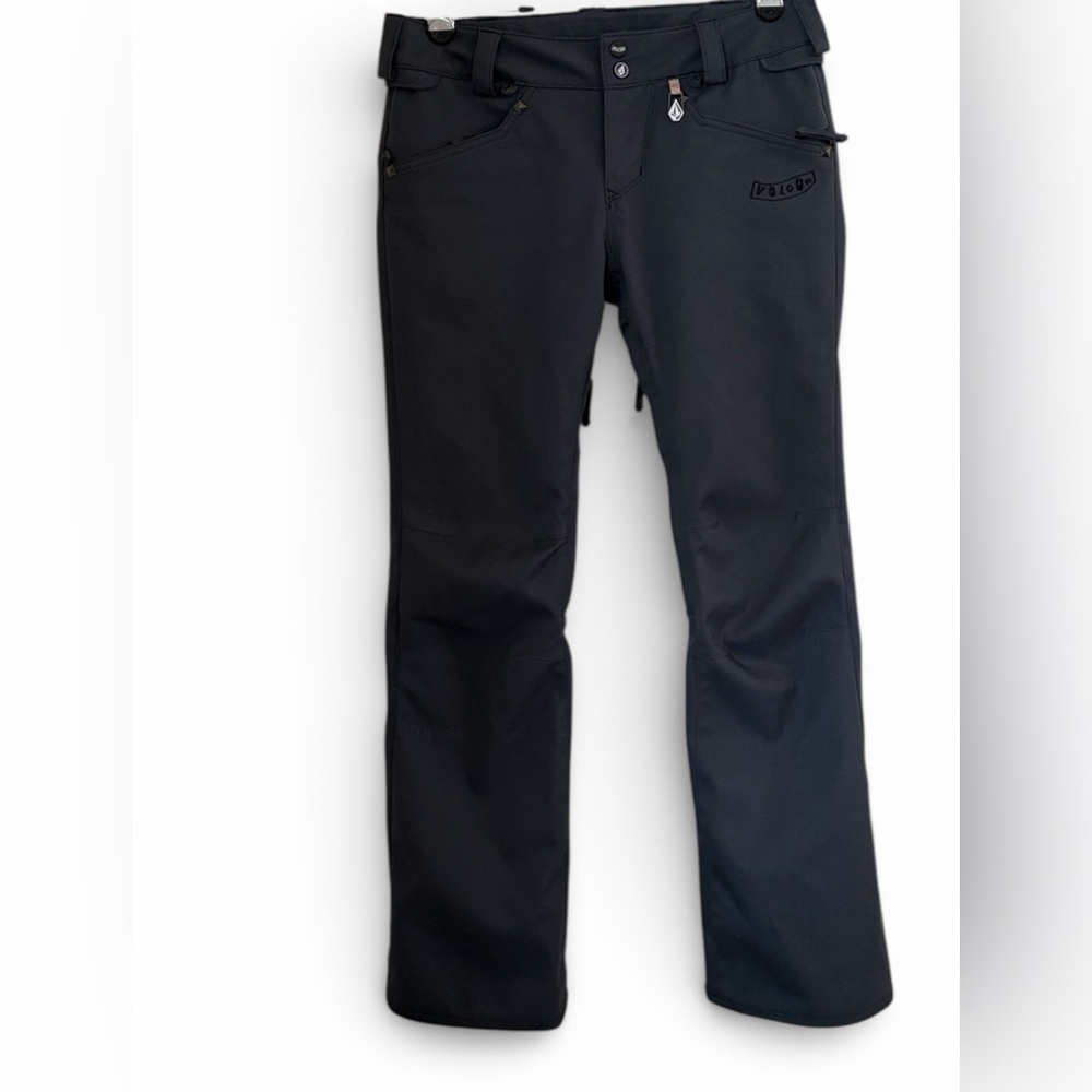 Volcom Women’s Nimbus Slim Ski Pants, size small.